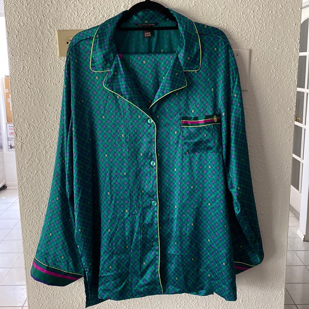 Victoria’s Secret Long Satin Pajama Set XL